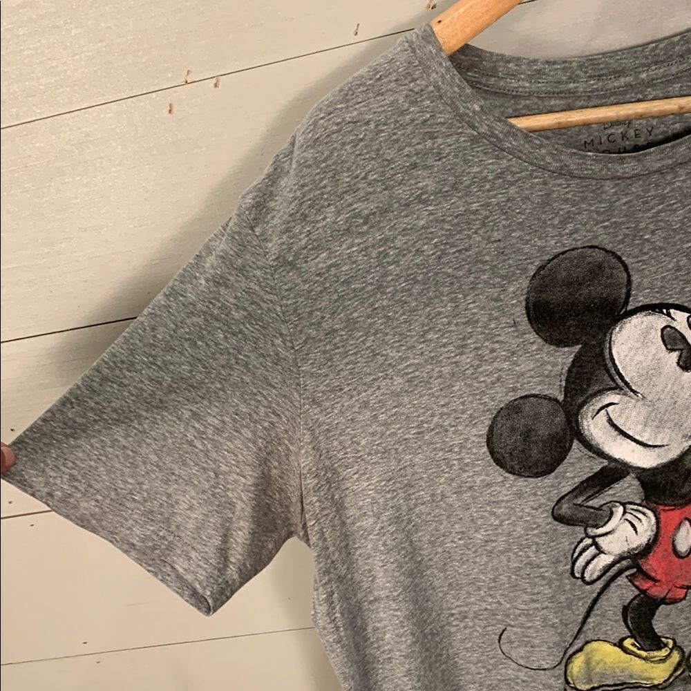 Gray Mickey Mouse graphic T-Shirt soft and broken in perfect for Disney vacation - Picture 3 of 6